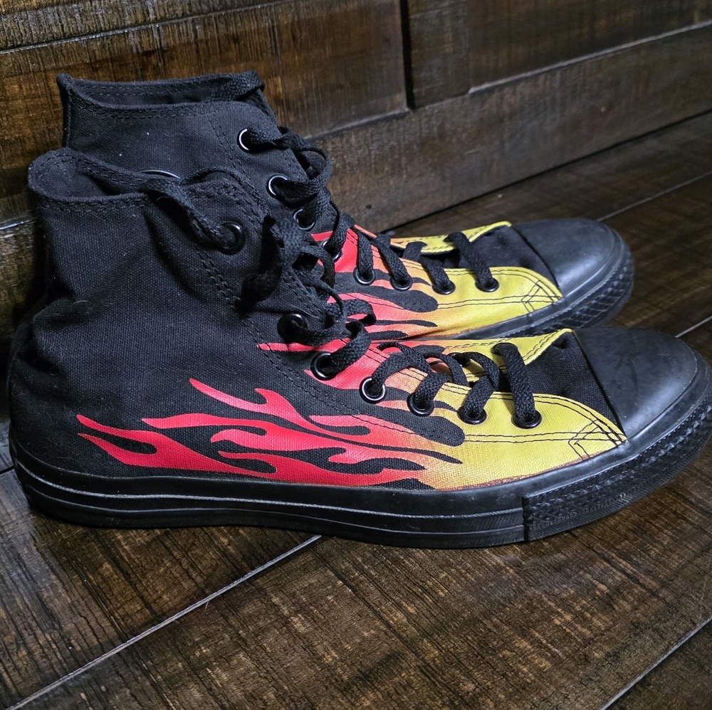 Converse High Top Flames Black on Black Sneakers Mens 9 Womens 11‎